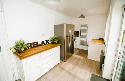 Sea View Beachfront House - Photo 9