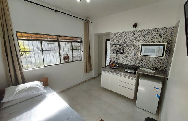 Kitnets no Bairro Rio Branco - Foto 16