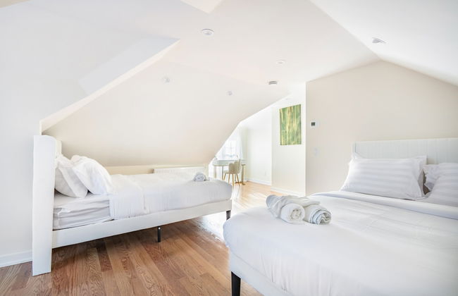 3BR Prime Luxury near NYC w Arcade Room - Foto 1