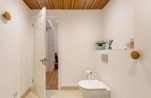 Nordic Regency Apartment - Photo 20