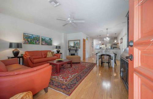 Nawlins vibe with rooftop verandah near Riverwalk and downtown - Foto 3