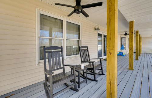 Lakefront Home with Deck, Near Mammoth Cave Park! - Foto 33