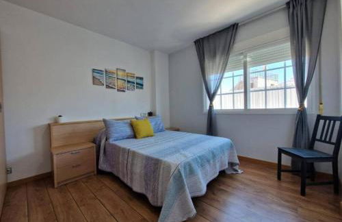 Amplio y céntrico piso en O Grove - Foto 4