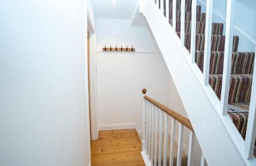 4 Bedroom Winchester Town House, central, parking - Foto 48