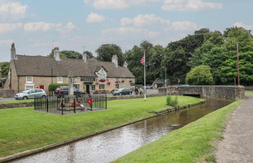 Cotton Mill Cottage - Photo 42