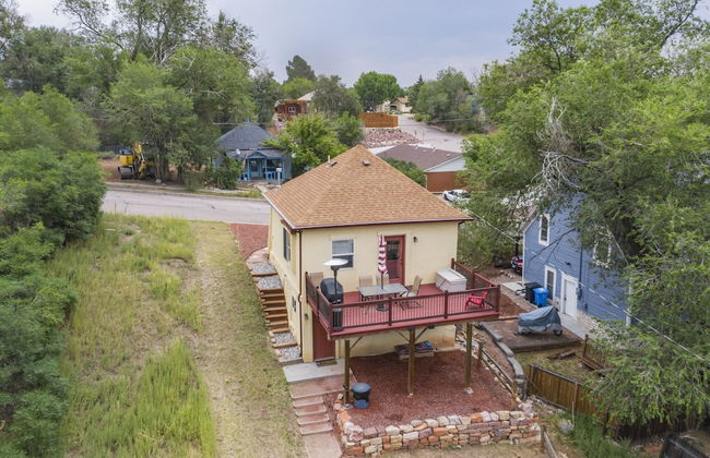 2brdowntown Occmountain Views & Grill - Photo 43