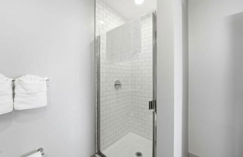 ENVITAE Hotel 4BR Luxury Modern Apartments - Foto 18