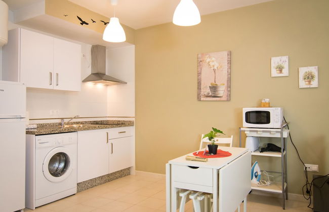 Holidays2Malaga Juan de Mena Apartments - Photo 38