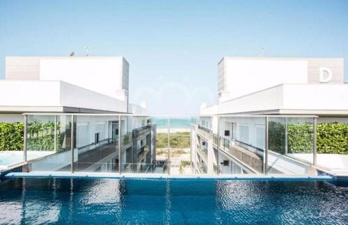 LINDO Apartamento Pé na Areia NOVO CAMPECHE - Foto 1