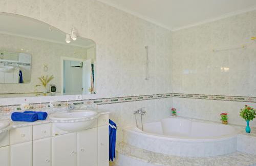 Holiday Home Villa Bea by Interhome - Foto 31