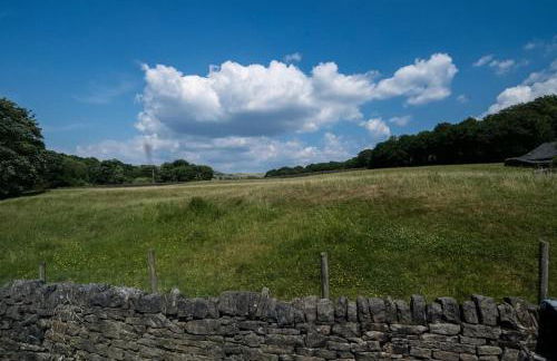 Beautiful Country Cottage - Photo 25