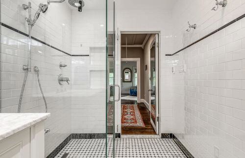 Stylish 3-Bedroom Home in Tulsa - Photo 43