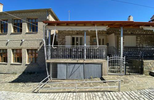 Sofia’s House - Photo 7