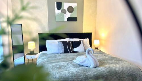 Central 4 Bed Home, FreeParking, 5TVs, Superfast WiFi - Foto 2, towels