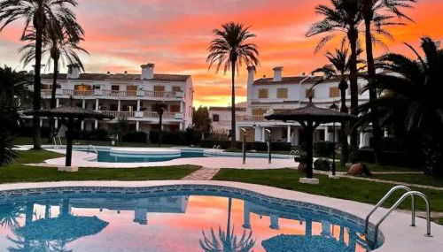 Apartamento Bajo en primera línea de playa Denia - Foto 3, Garden, Garden view
