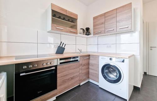 Tolstov Apartments - 1 or 4 Room Apartments - 15 Min to Messe DUS - 10 Min Old Town DUS - Foto 27