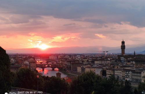 Appartamento incantevole con parcheggio gratuito - Photo 4