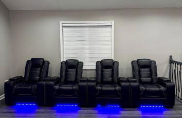 Sleeps 24+ Luxury house Near Chicago 12 king beds - Foto 37