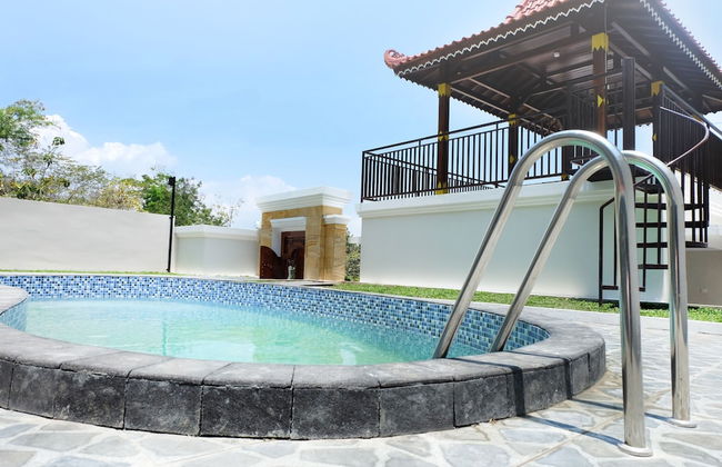 Villa Jogja Grand Bale with Private Pool by Simply Homy - Foto 30