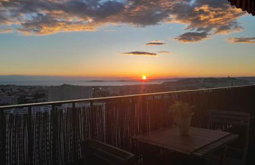 Comfortable T2 with stunning sea view - Foto 15