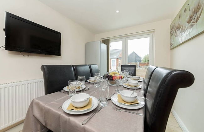 Large 5BR Home in Bedford Ideal for big Groups - Foto 4