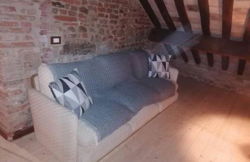 16th Century Townhouse, Large Garden Near Lake, Tuscany and Umbria - Sleeps 18 - Foto 40