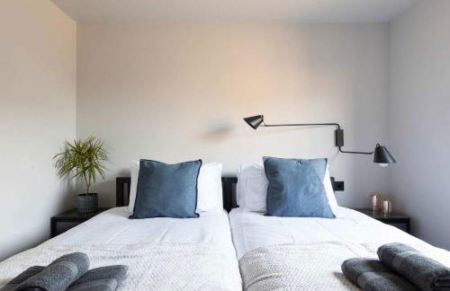 Modern 2-Bed Cabin Near West Wittering Beach - Foto 20