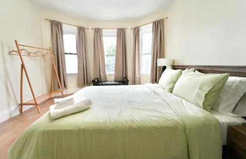 Spacious 4BDR 2BA Retreat near T-Station- 5 Mins to Boston - Photo 14