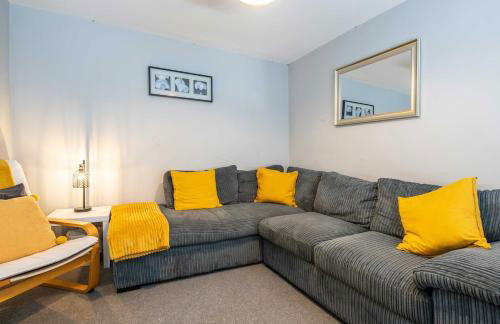 4 Bed Family & Contractor House with Games Room! - Foto 19