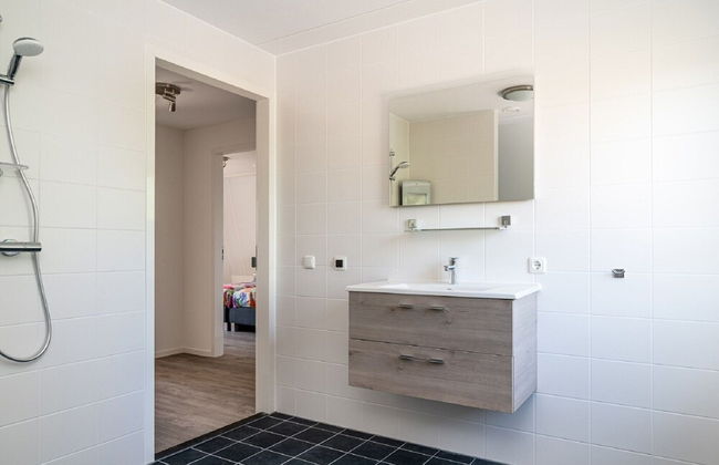 Spacious Holiday Home With Outdoor spa - Foto 10