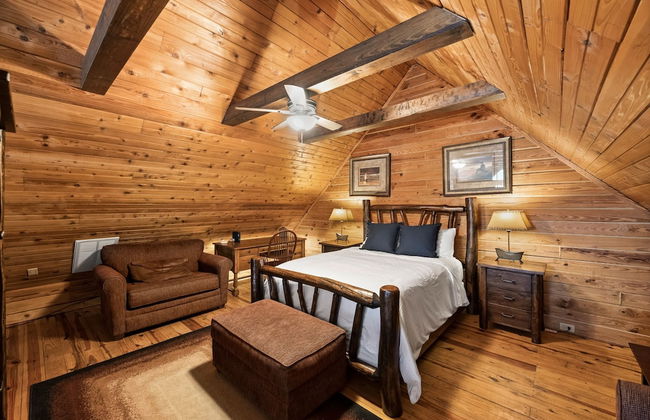 Lakeside Lodge by Avantstay Hot Tub Dock - Foto 27