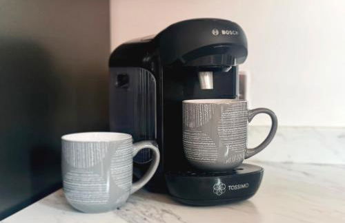 Stylish 3-Bedroom Home, Patio & High-Speed Wi-Fi - Foto 44