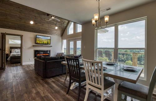 Broadview, River, Golf Course, Games, free Attraction Tickets, WIFI!!! - Foto 10