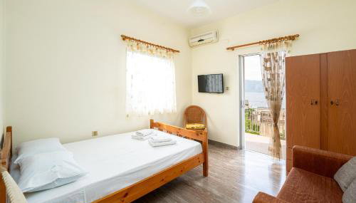 Sainis Rooms - Foto 4, wardrobe