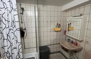 Würzburg Gerbrunn Monteurzimmer Wohnung 2 Etage - Foto 5