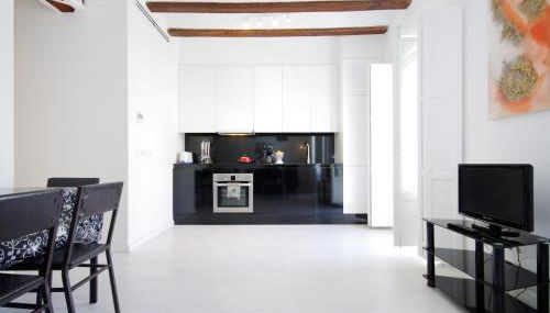 Mosen Sorell Apartments - Photo 5