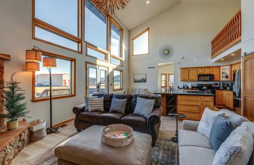 Scenic Flagstaff Home with Hot Tub and Mountain Views - Foto 2