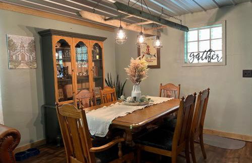 Quiet Farmhouse IN THE COUNTRY close to major theme parks - Photo 10