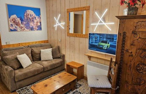 Appartement rénové 2 pièces, proche piste ski, parking inclus - FR-1-514-48 - Foto 4