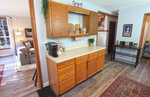 Dream Stratton Forest Cabin with Hot Tub and Fast WiFi - Foto 36