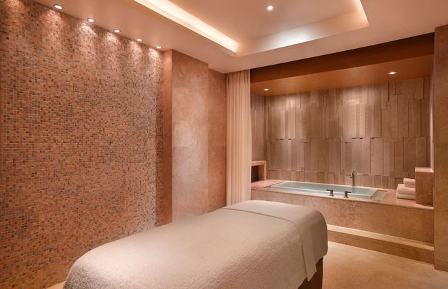 Grand Hyatt Residence - Photo 34