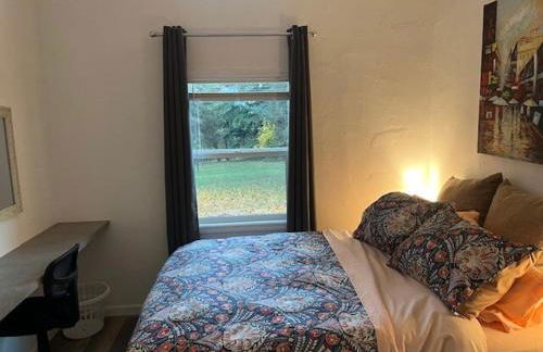 Cozy Cottage- just outside of the city! - Foto 27