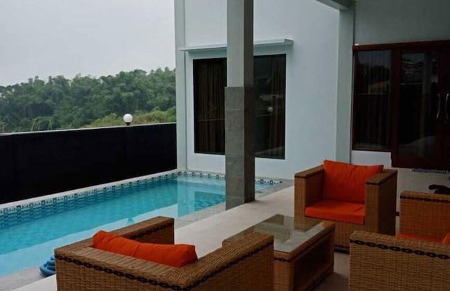 Villa Fahim 2 Puncak 4 Bedroom - Photo 19