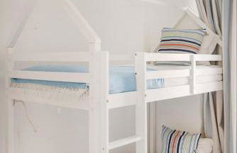 Seaside Family Stays | Walk to the Beach, Caxias - Photo 31