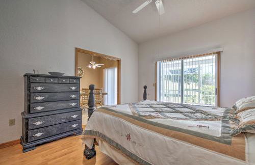 1 Mi to Weeki Wachee Home with Pool in Spring Hill - Foto 18