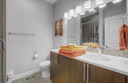 Spacious Denver Home with Private Rooftop Spa - Photo 48