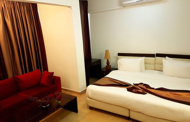 Bliss 3000 Furnished Studios - Photo 4