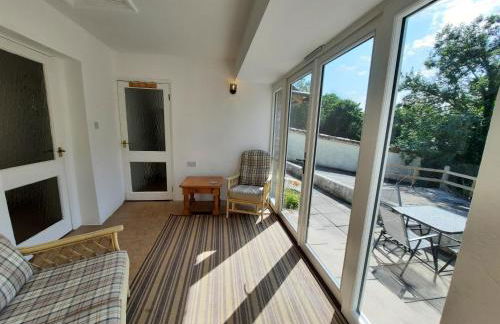 Rural Farm Stay with 6 cottages, 4 miles to Barnstaple, Pet friendly, Daily animal experiences, Outdoor heated pool, Games barn, Free fast WiFi, Free parking - Foto 45