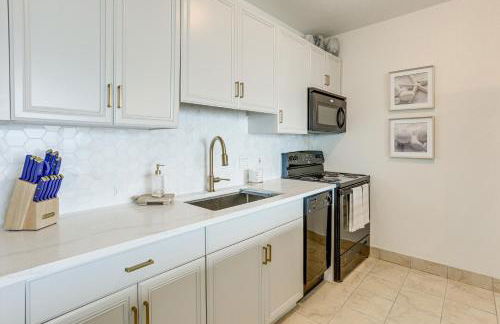 Pool and Beach Access Oceanfront Galveston Condo - Foto 12