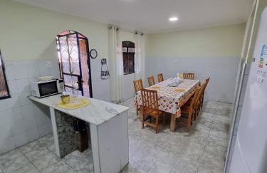 Super Confortável, WiFi Rápido, Garagem Coberta, 2 Banheiros, Suíte, 3 Quartos, Microondas, Cozinha Grande Completa, Mesa de Jantar Grande, Entrada Privativa, Perto do Shopping Pátio Matosinhos, 5 min do Centro Histórico - Foto 18